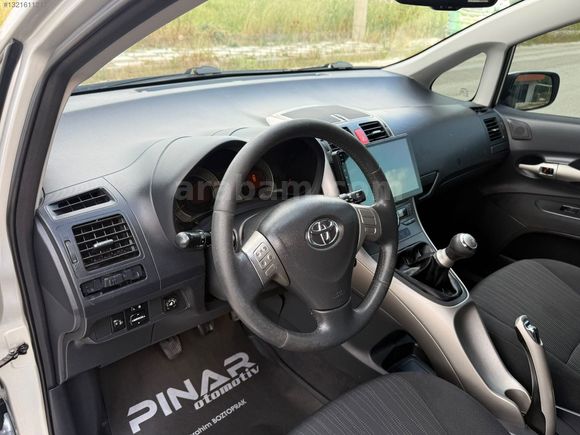 2009 AURİS 1.6 ELEGANT LPG Lİ EMSALSİZ FULL..
