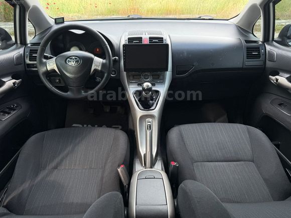 2009 AURİS 1.6 ELEGANT LPG Lİ EMSALSİZ FULL..