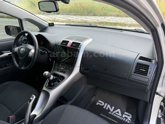 2009 AURİS 1.6 ELEGANT LPG Lİ EMSALSİZ FULL..