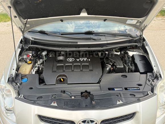 2009 AURİS 1.6 ELEGANT LPG Lİ EMSALSİZ FULL..