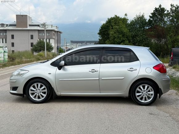 2009 AURİS 1.6 ELEGANT LPG Lİ EMSALSİZ FULL..