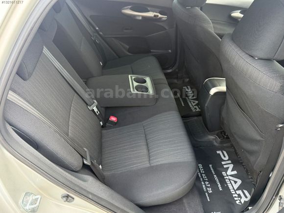 2009 AURİS 1.6 ELEGANT LPG Lİ EMSALSİZ FULL..