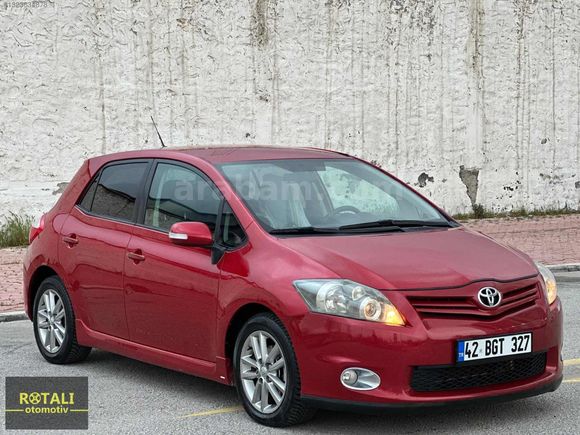 TOYOTA AURİS 1.6 SPORT ARAÇ SAHİBİ 05393369635