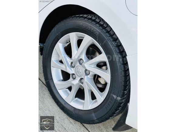 2017 MODEL AURİS 1.6 ACTİVE SKYPACK CAM TAVAN OTOMATİK LPG Lİ