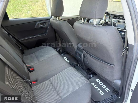 2015 TOYOTA AURIS 1.6 ACTIVE SKYPACK CAM TAVAN GERİ GÖRÜŞ BEYAZ