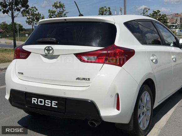 2015 TOYOTA AURIS 1.6 ACTIVE SKYPACK CAM TAVAN GERİ GÖRÜŞ BEYAZ