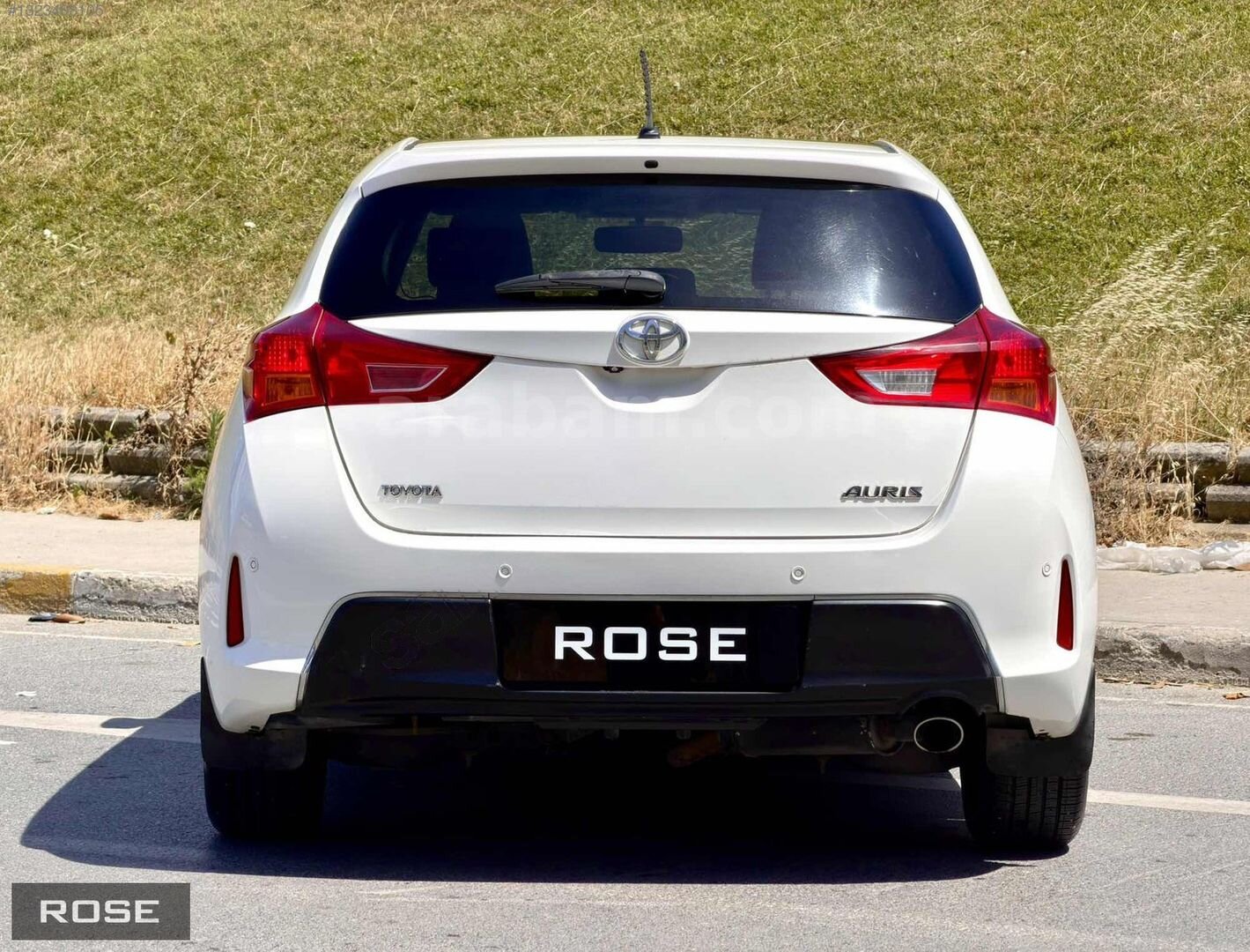 Galeriden Toyota Auris 1.6 Active Skypack 2015 Model İstanbul 178.000 km Beyaz 7
