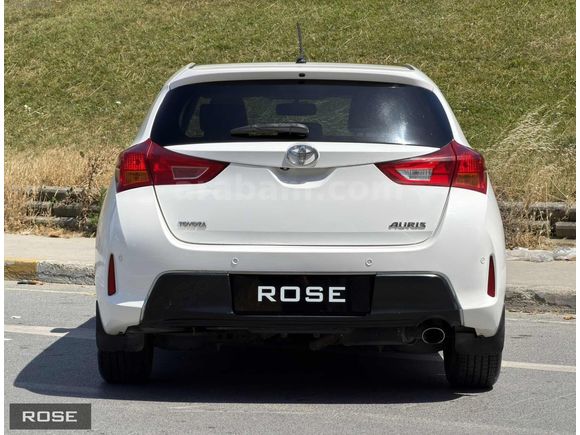 2015 TOYOTA AURIS 1.6 ACTIVE SKYPACK CAM TAVAN GERİ GÖRÜŞ BEYAZ
