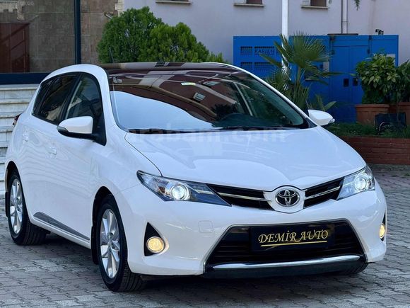 2013 AURİS~1.6 CAM TAVAN~95 BİNDE~OTOMATİK