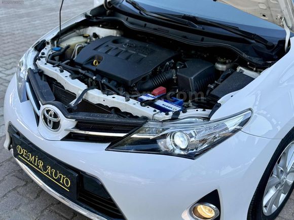 2013 AURİS~1.6 CAM TAVAN~95 BİNDE~OTOMATİK