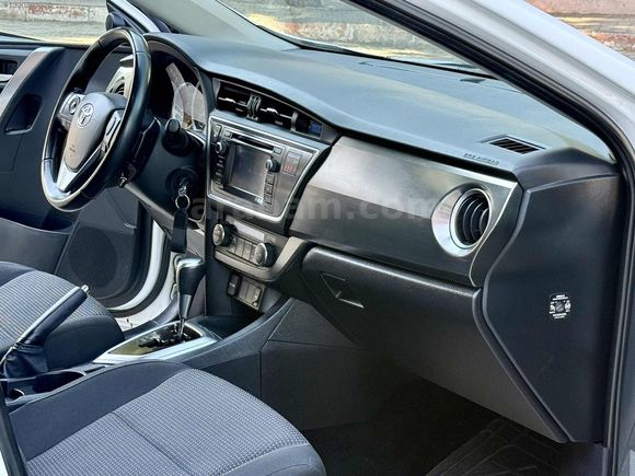2013 AURİS~1.6 CAM TAVAN~95 BİNDE~OTOMATİK