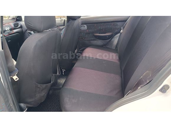 2000 MODEL HUNDAİ ACCENT 1.3 LX MOTOR MEKANİK KUSURSUZ