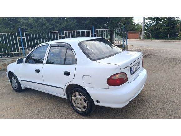 2000 MODEL HUNDAİ ACCENT 1.3 LX MOTOR MEKANİK KUSURSUZ