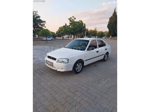 Tam Otomatik vites.Tek değişen.Klimali