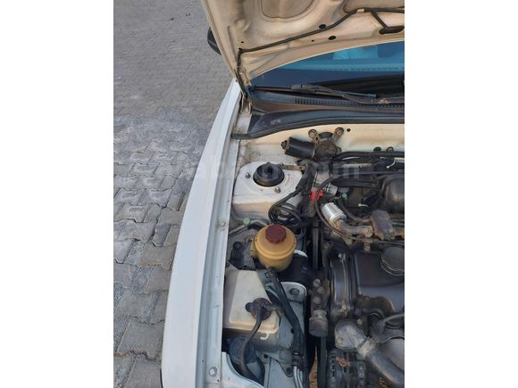 Tam Otomatik vites.Tek değişen.Klimali