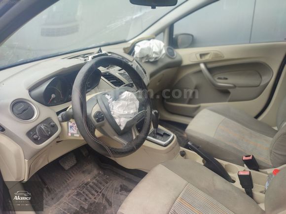 Otomatik vites Çalışır Yürür