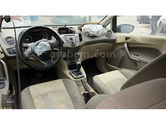 Otomatik vites Çalışır Yürür