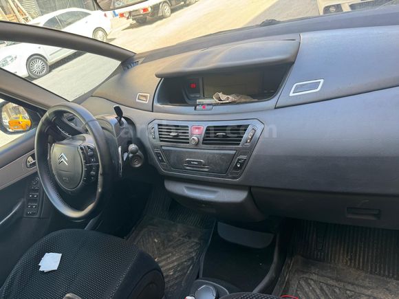 Sahibinden Citroen C4 Picasso 1.6 HDi SX PK 2009 Model  265.000 km Gri (Gümüş)