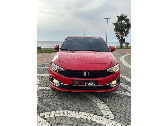 Sahibinden Fiat Egea 1.4 Fire Easy Plus 2023 Model Antalya 35000 km Kırmızı