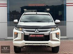 GÜRSOY OTOMOTİV'DEN DEĞİŞENSİZ HASAR KAYITSIZ 4X4 L200