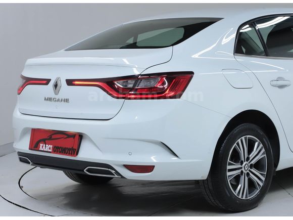 Galeriden Renault Megane 1.3 TCe Touch 2023 Model Adana