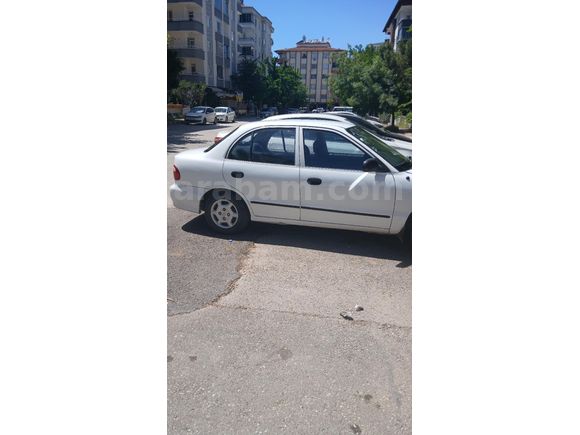 Sahibinden Hyundai Accent 1.3 LS 1998 Model