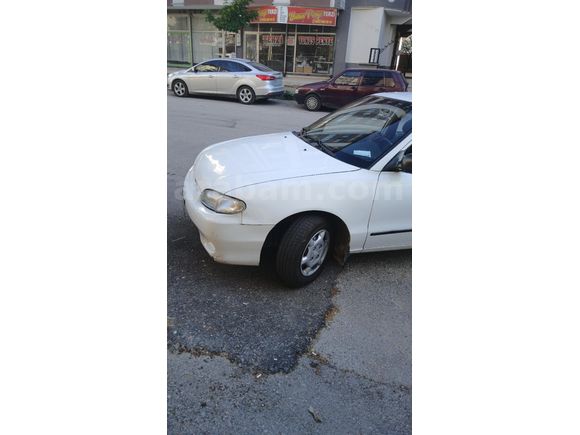 Sahibinden Hyundai Accent 1.3 LS 1998 Model
