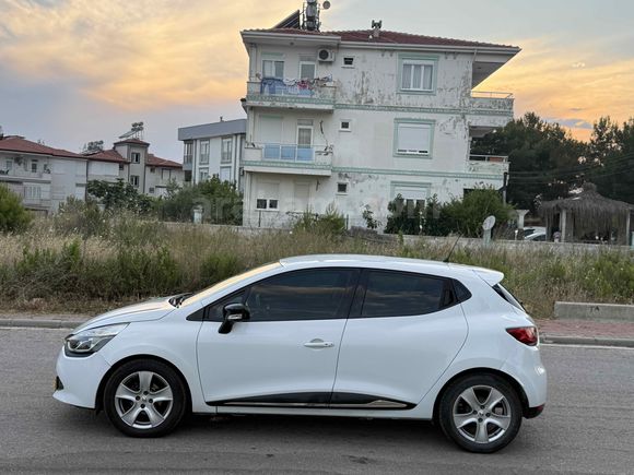 Galeriden Renault Clio 1.5 dCi Icon 2013 Model Antalya