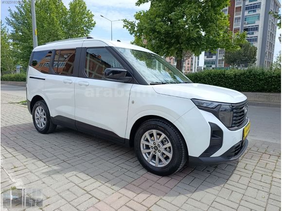FORD TOURNEO COURİER 1.5 ECOBLUE TİTANİUM 59 BİN KM BOYASIZZZ