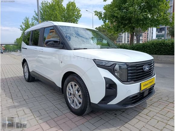 FORD TOURNEO COURİER 1.5 ECOBLUE TİTANİUM 59 BİN KM BOYASIZZZ