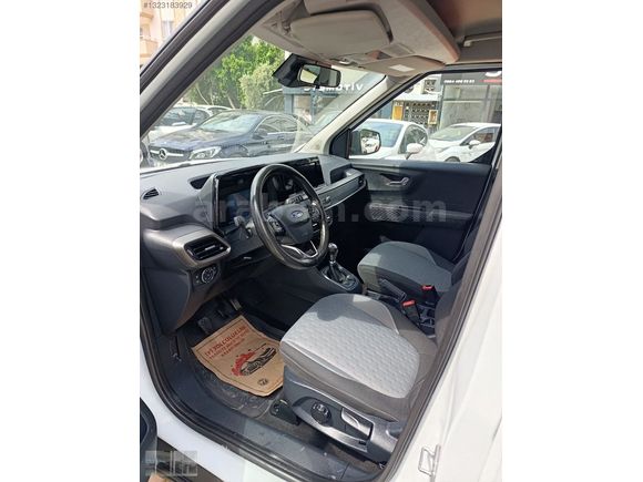 FORD TOURNEO COURİER 1.5 ECOBLUE TİTANİUM 59 BİN KM BOYASIZZZ