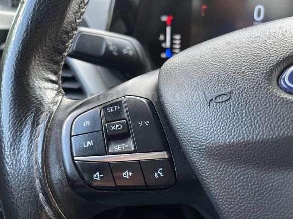 2024 MODEL FORD COURİER 1.5 EcoBlue TİTANİUM 40 BİN KM
