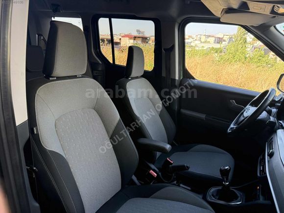 OĞULTARHAN OTOMOTİV 2024 FORD COURİER 1.5 TİTANİUM HATASIZ