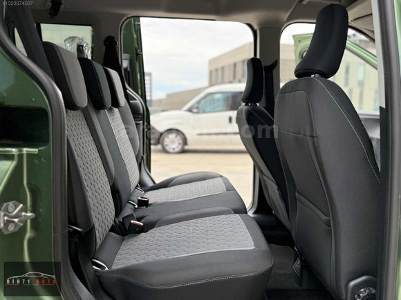2025 Courier Titanıum Hatasız 0 Km | Bin71 Auto | KrediTakas