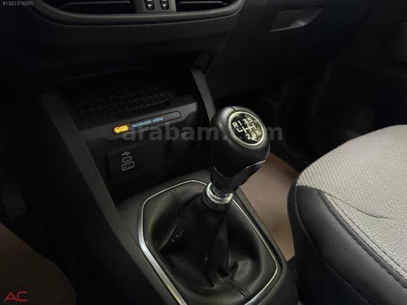 AC'DEN 2024 TOURNEO COURİER 1.5 EcoBlue Titanium Hatasız..