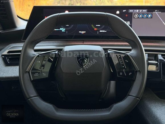 ÖZ NİMA GROUP'tan 2024 PEUGEOT E-3008 ALLURE HATASIZ