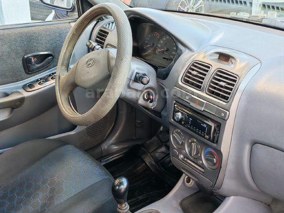 Galeriden Hyundai Accent 1.3 LS 2001 Model Afyonkarahisar