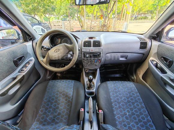 Galeriden Hyundai Accent 1.3 LS 2001 Model Afyonkarahisar