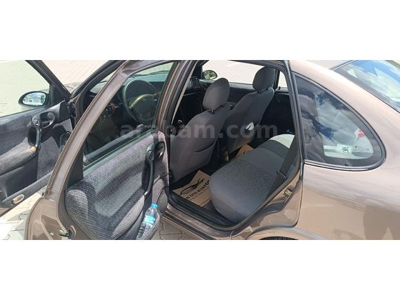 Sahibinden temiz ve bakımlı Opel Vectra 2.0 CD 1998 Model