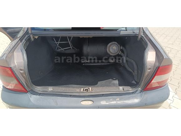 Sahibinden temiz ve bakımlı Opel Vectra 2.0 CD 1998 Model
