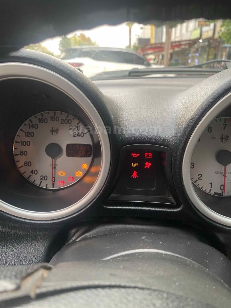Sahibinden Alfa Romeo 156 1.6 TS Distinctive 2006 Model Mersin 315.246 km Füme 7