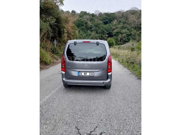 PDS OTOMOTİV COMBO CAM TAVANLI OTOMATİK