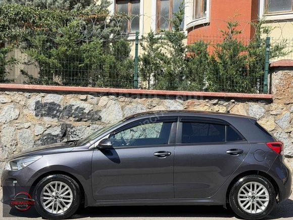 KİA RİO 1.4 DİZEL TEMİZ BAKIMLI AİLE ARACI DÜŞÜK KM