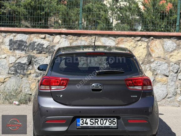 KİA RİO 1.4 DİZEL TEMİZ BAKIMLI AİLE ARACI DÜŞÜK KM