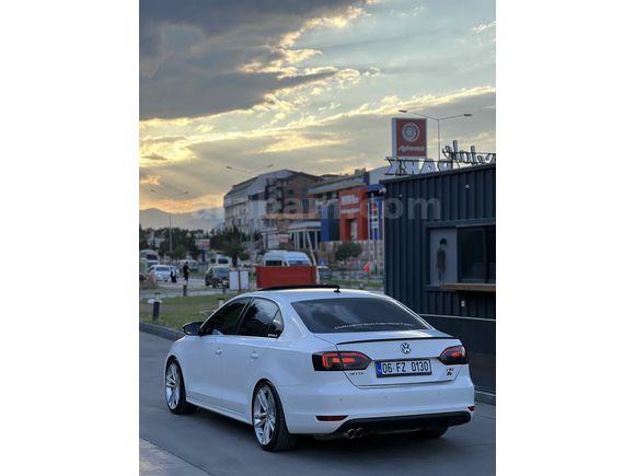 JETTA HİGHLİNE SANRUFLU 