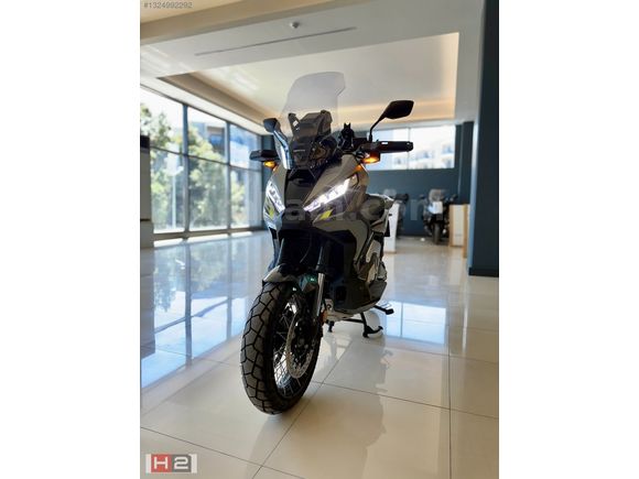 Galeriden Honda X-ADV 2024 Model İzmir 6.050 km Gri - 41609599