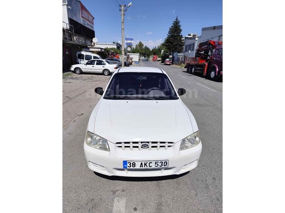 Tertemiz kondisyonda masrafsız 1.3 accent
