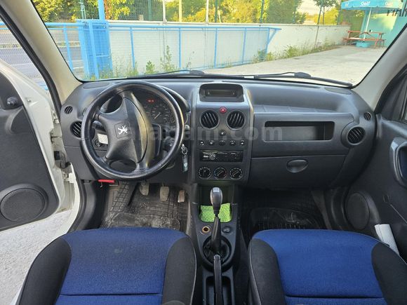 Sahibinden Peugeot Partner 1.9 D 2004 Model