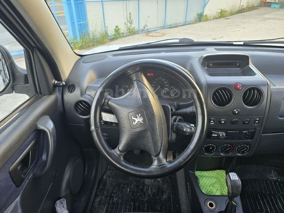 Sahibinden Peugeot Partner 1.9 D 2004 Model