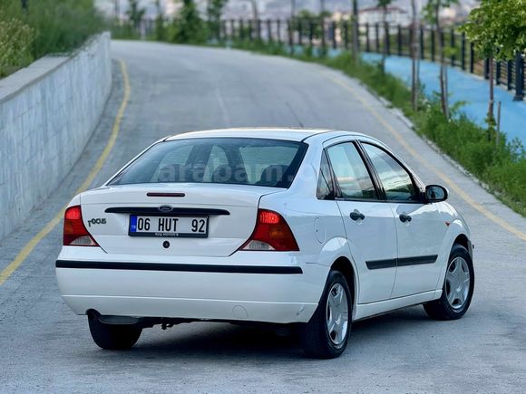 Galeriden Ford Focus 1.6 Comfort 2004 Model Ankara